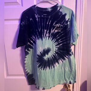 Tie-Dye Spiral Tee in Black and Mint